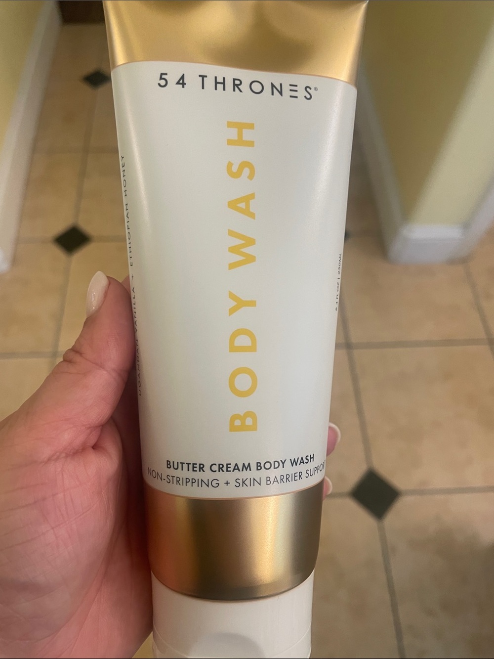 54 Thrones Butter Cream Body Wash — White & Gold